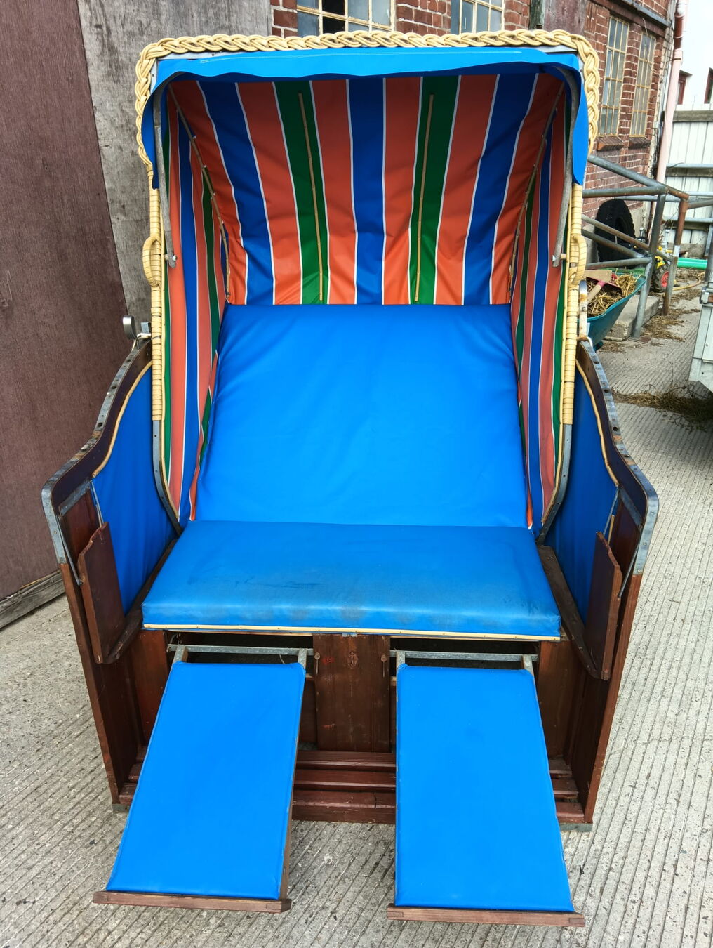 Strandkorb 1000 – Vorderansicht